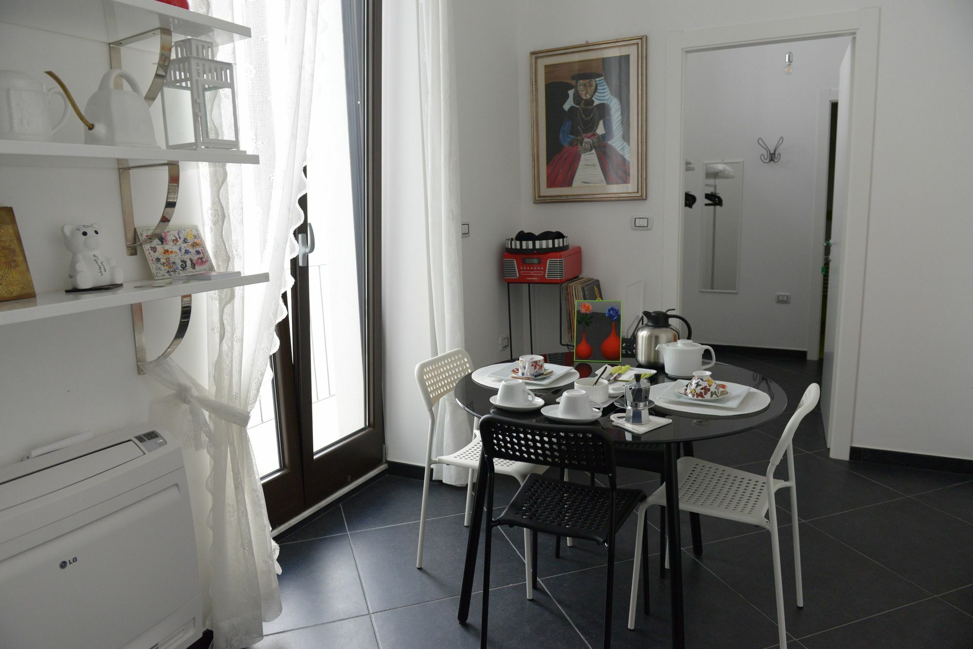 Maria Vittoria Charming Rooms And Apartments Brindisi Bagian luar foto